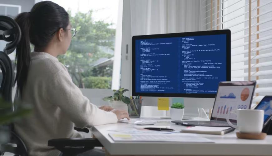 洛浦县企业数字化解决方案:机器学习赋能商业模式升级的核心路径